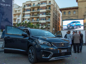 Peugeot Tumasa presenta el nuevo Peugeot 5008 en Huesca